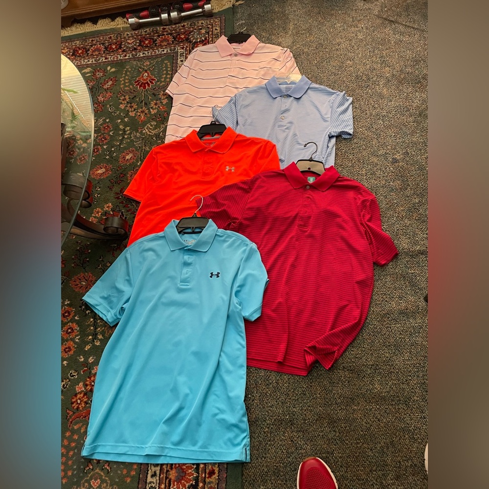6 Under Armour Loose Heatgear Men's 3 Button Down Short Sleeve Shirt.